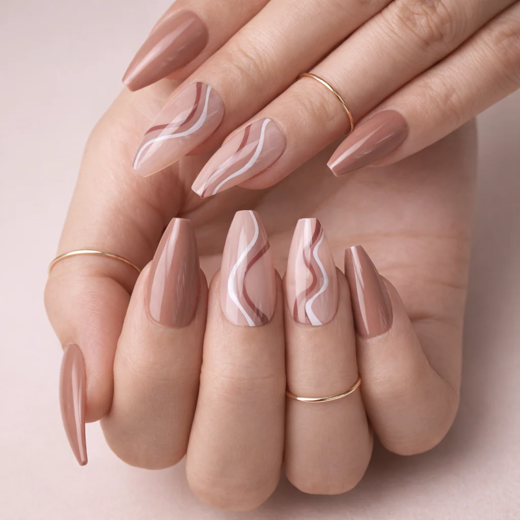 Faux Ongles Nude Motif Ondulé Ballerine Mi-Longs